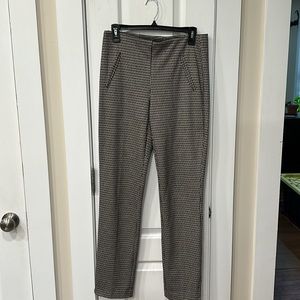 Chico’s houndstooth stretch pant